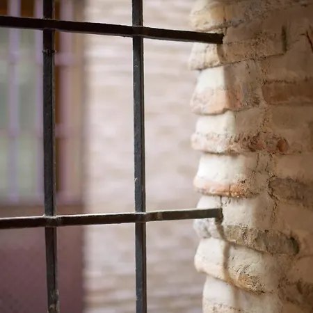 Calle De Bulas - Juderia * Toledo