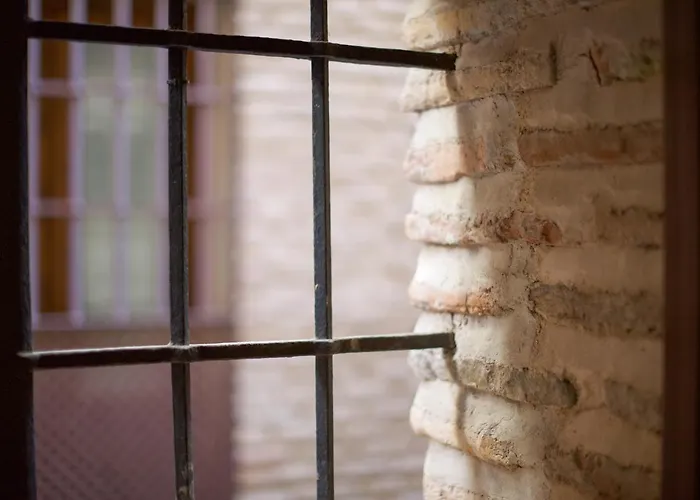 Calle De Bulas - Juderia * Toledo