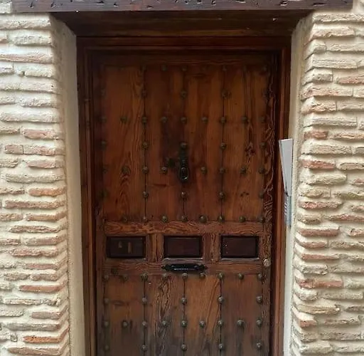 Calle De Bulas - Juderia * Toledo