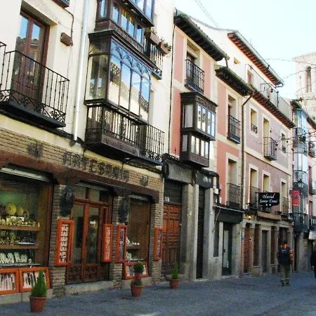 Calle De Bulas - Juderia Toledo